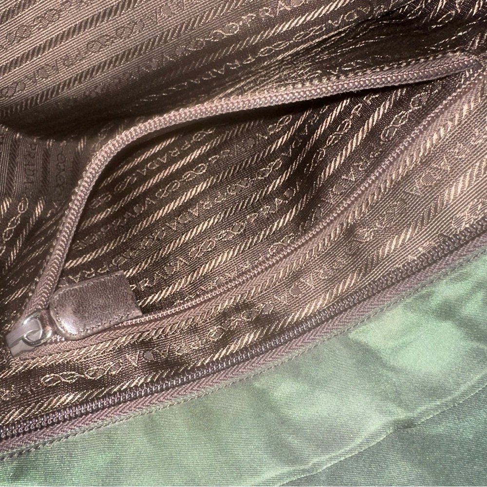 AUTHENTIC Prada bag. Army green. - Picture 12 of 16